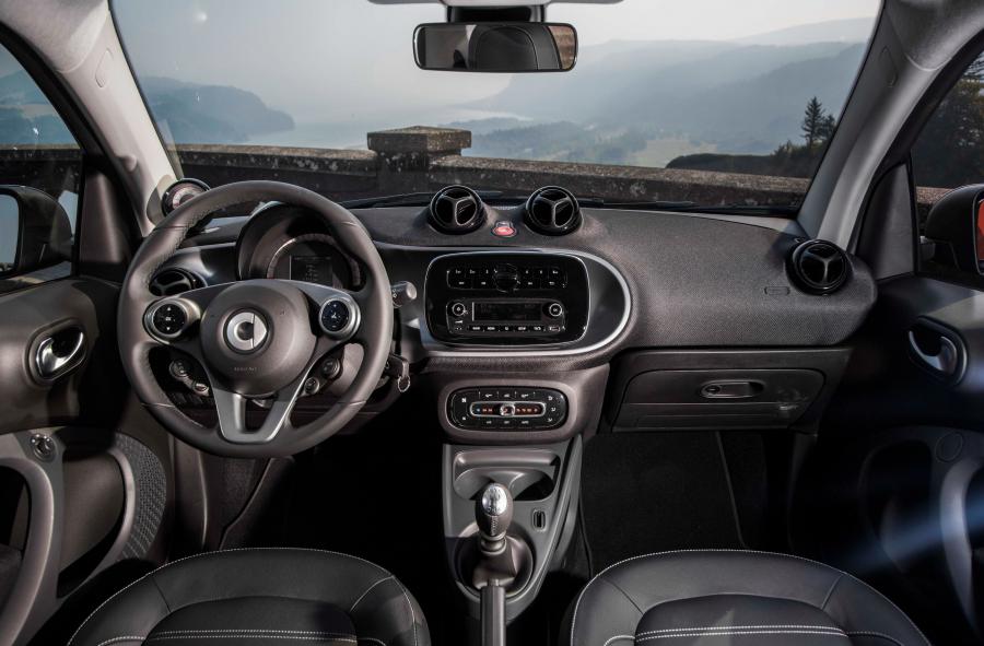 Торпедо Smart ForTwo Prime Coupe 2016 года  (NA) (фото 10 из 30)